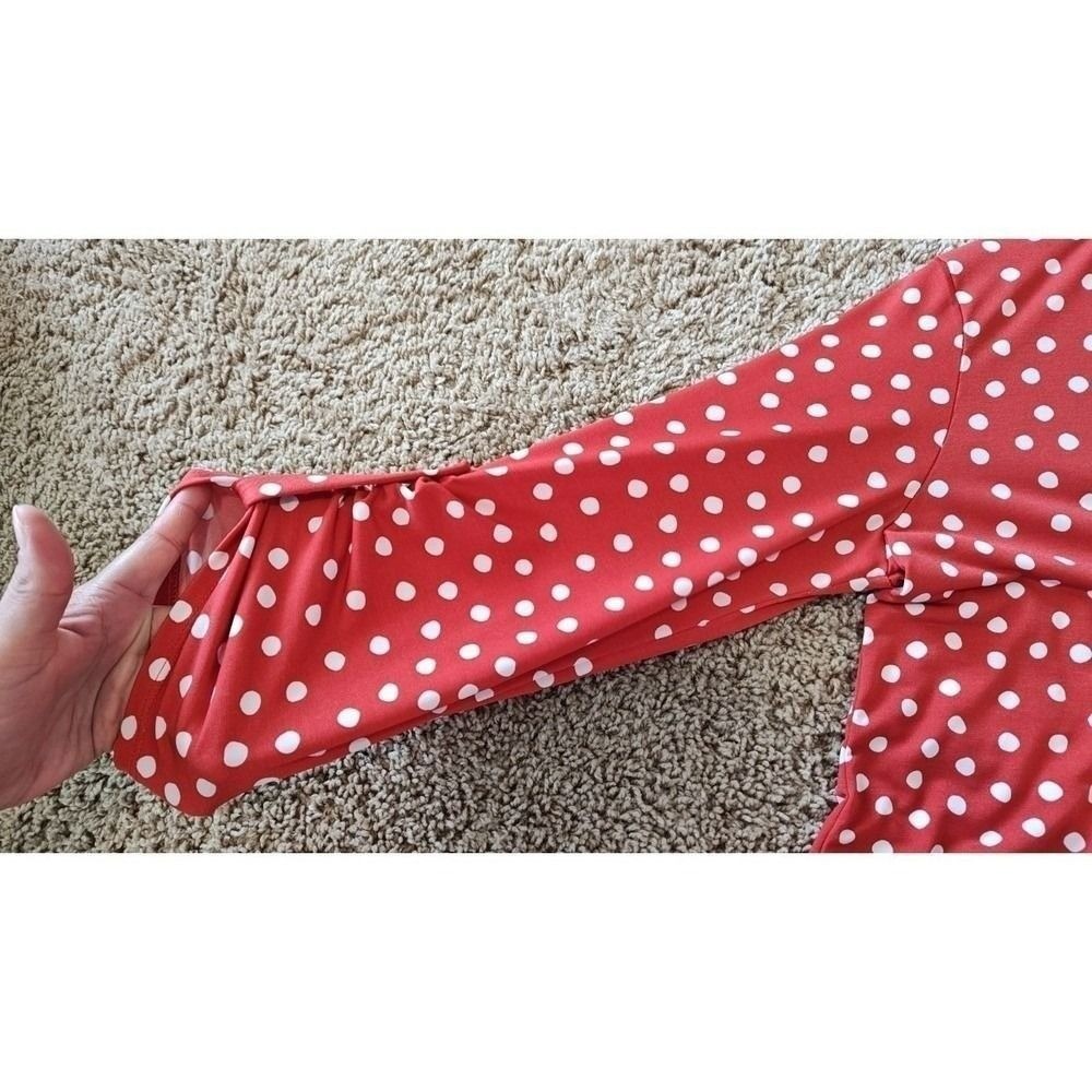 women Cato Polka Dot V-Neck Blouse Size S Red Used Retro Classic Round Hem - Picture 9 of 12